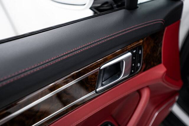 2022 Panamera 4 E-Hybrid picture #17