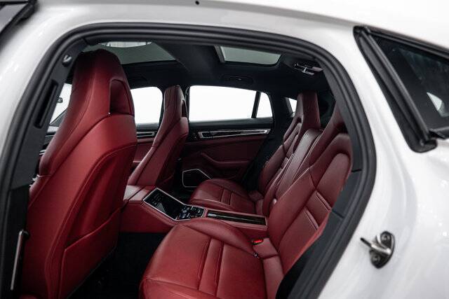 2022 Panamera 4 E-Hybrid picture #22