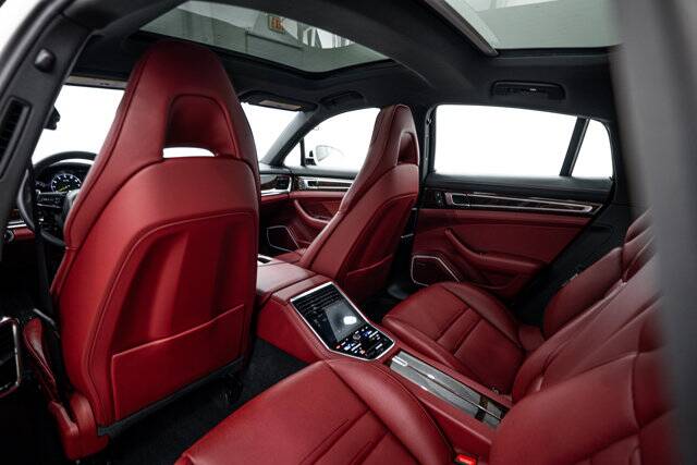 2022 Panamera 4 E-Hybrid picture #23