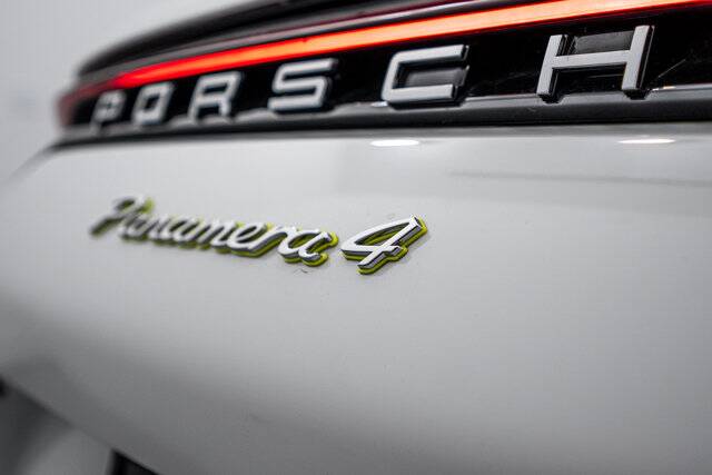 2022 Panamera 4 E-Hybrid picture #28