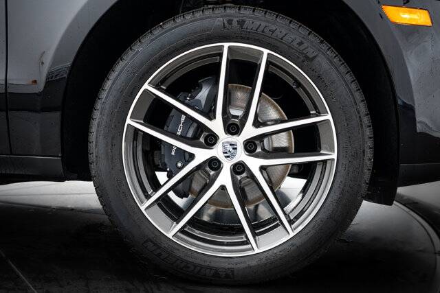 2026 Macan picture #20