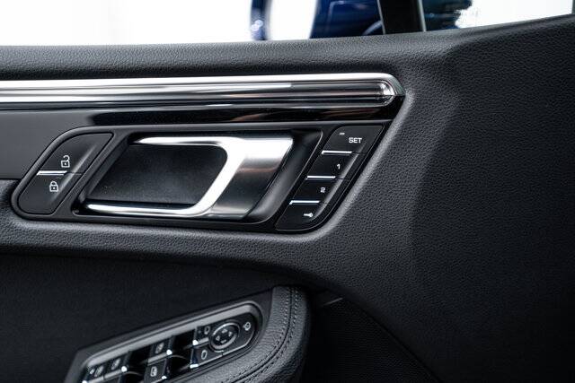 2026 Macan picture #20