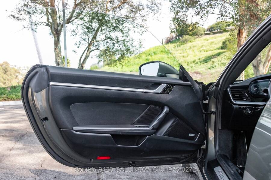 2020 992 Carrera 4S picture #25