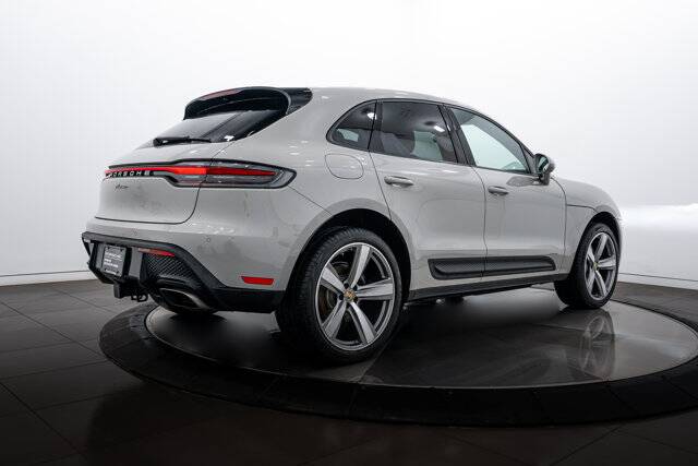2026 Macan picture #7