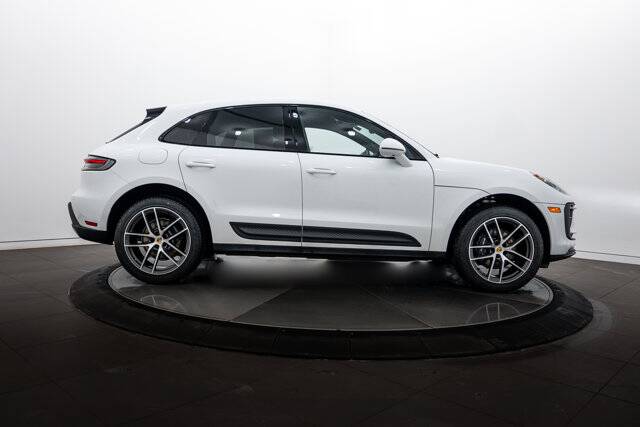 2026 Macan picture #8