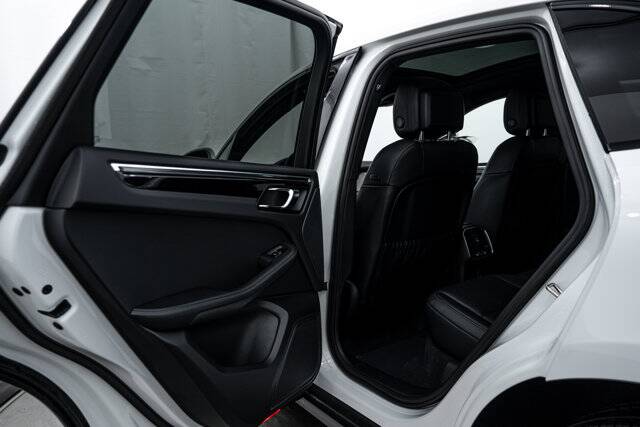 2026 Macan picture #18