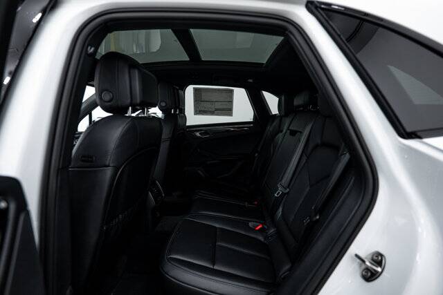 2026 Macan picture #19