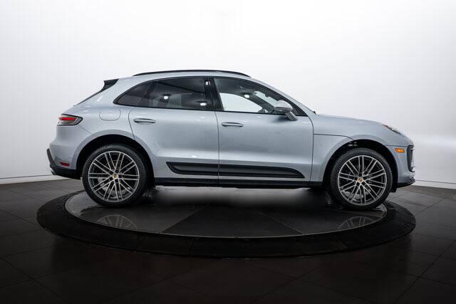 2026 Macan picture #8