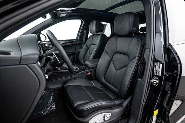 2026 Macan picture #5