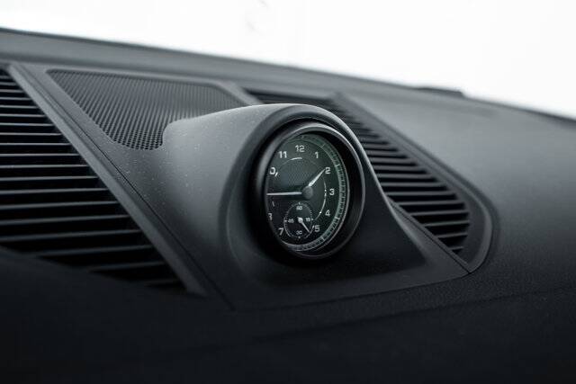 2026 Macan picture #15