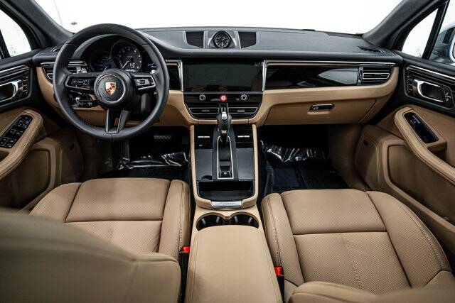 2026 Macan picture #11