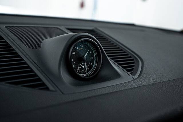 2026 Macan picture #12