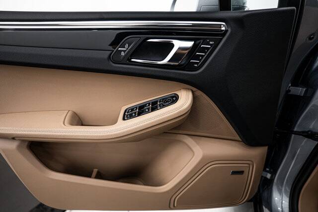 2026 Macan picture #14