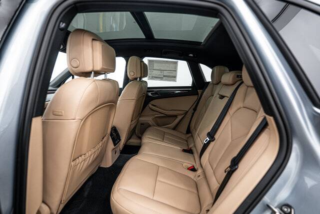 2026 Macan picture #20