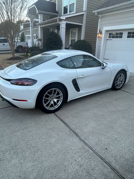 2018 Cayman picture #2