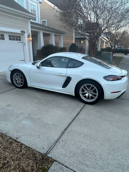 2018 Cayman picture #1