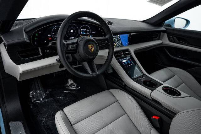 2023 Taycan 4S picture #4