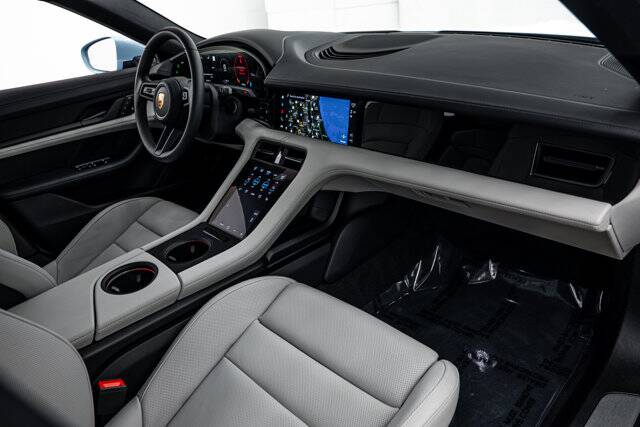 2023 Taycan 4S picture #13