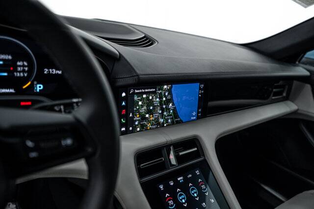 2023 Taycan 4S picture #16