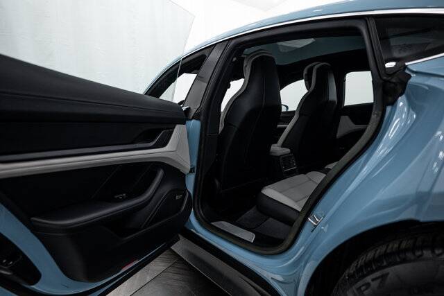 2023 Taycan 4S picture #22