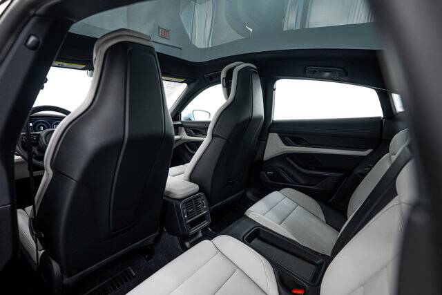 2023 Taycan 4S picture #24