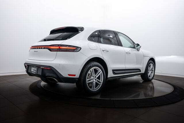 2026 Macan picture #7
