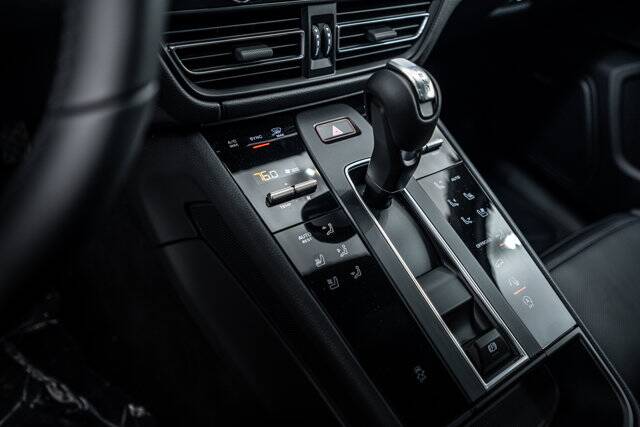 2026 Macan picture #15