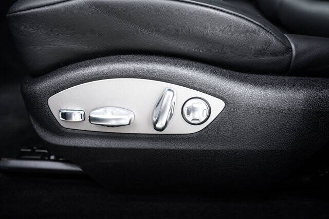 2026 Macan picture #21