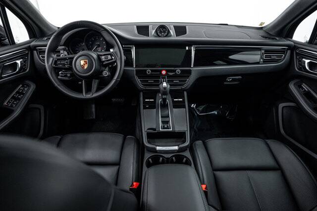 2026 Macan picture #26