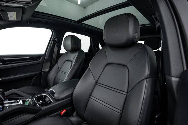 2023 Cayenne picture #21