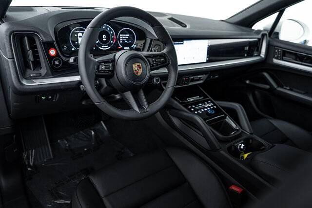 2026 Cayenne picture #4