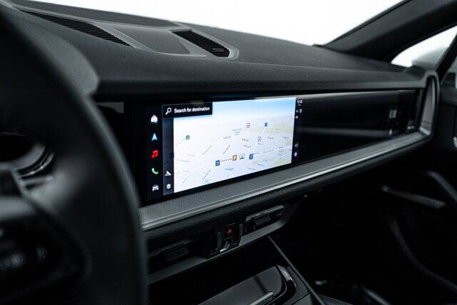 2026 Cayenne picture #16