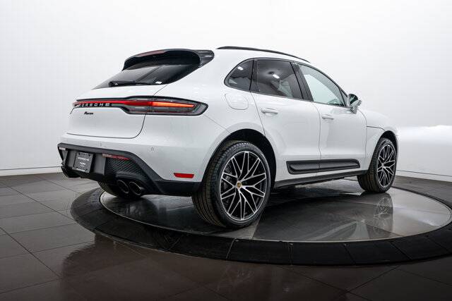 2026 Macan picture #7
