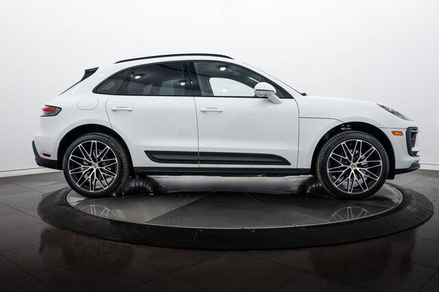 2026 Macan picture #8