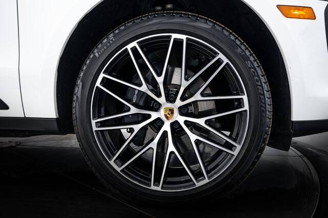 2026 Macan picture #11