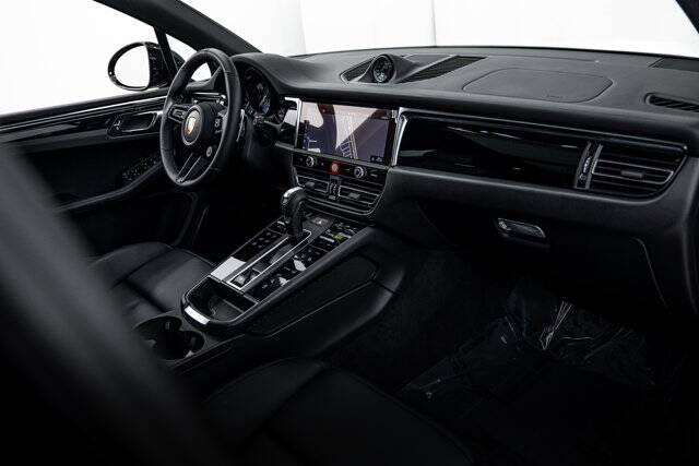 2026 Macan picture #14