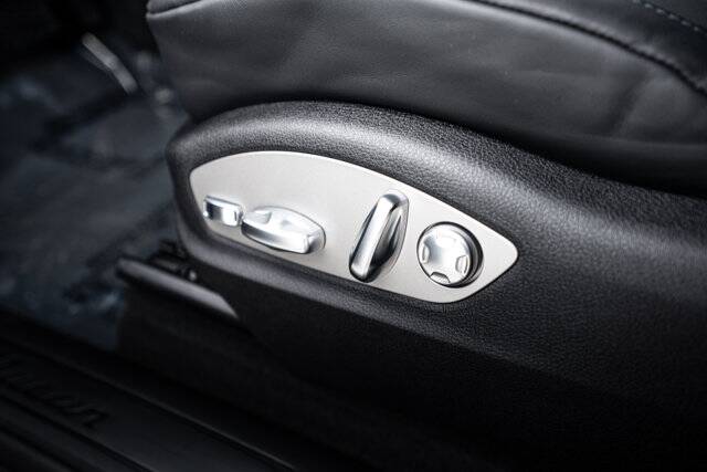 2026 Macan picture #20