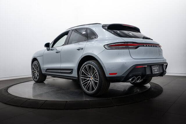 2026 Macan picture #3
