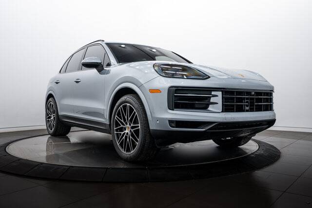 2024 Cayenne picture #9