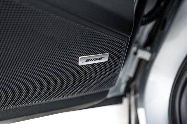 2024 Cayenne picture #19