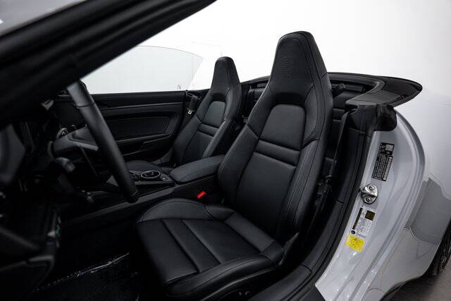 2026 911 Carrera GTS picture #5