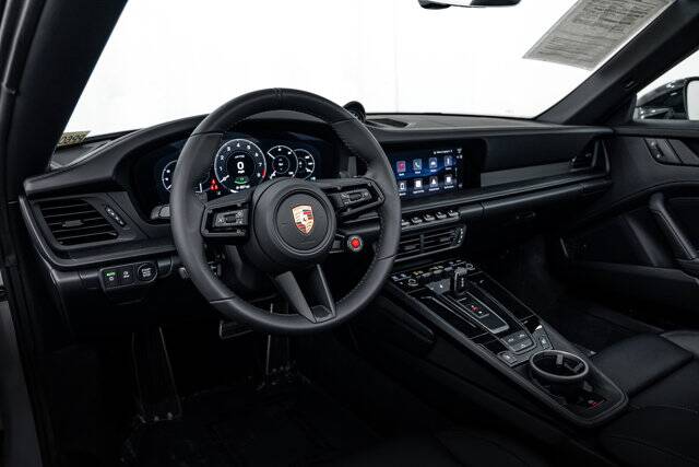 2026 911 Carrera GTS picture #13