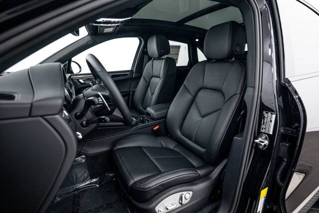 2026 Macan picture #5