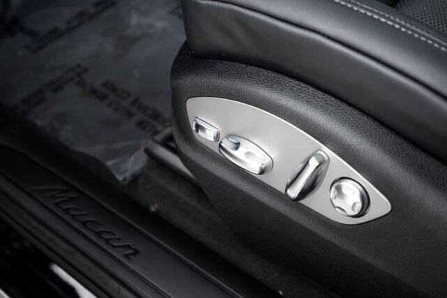 2026 Macan picture #20