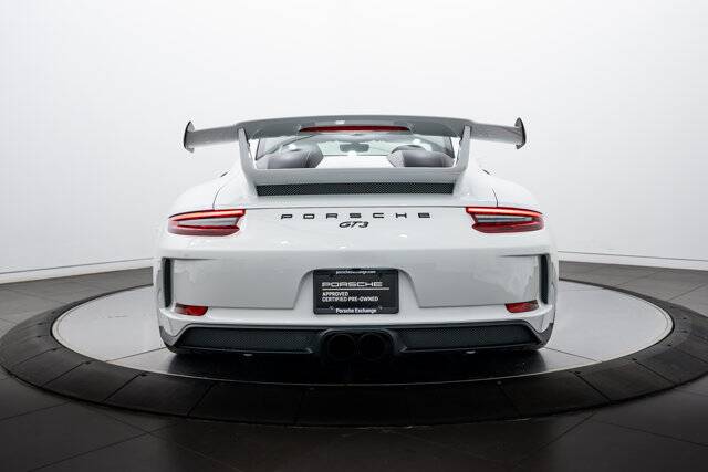 2018 911 GT3 picture #6