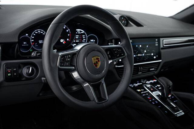2023 Cayenne Platinum Edition picture #14