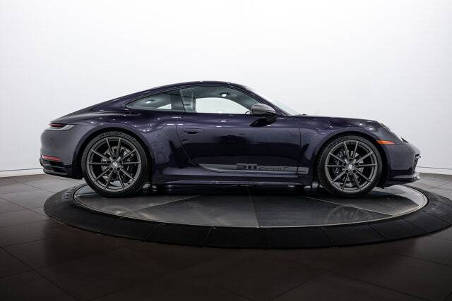2024 911 Carrera T picture #8