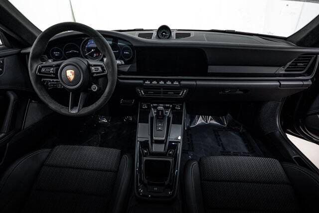 2024 911 Carrera T picture #13