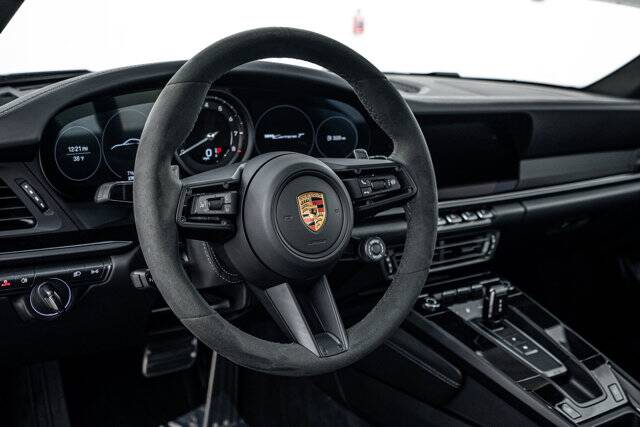 2024 911 Carrera T picture #14