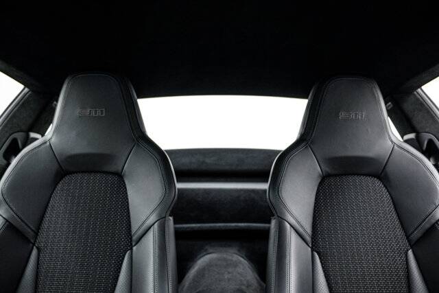 2024 911 Carrera T picture #23